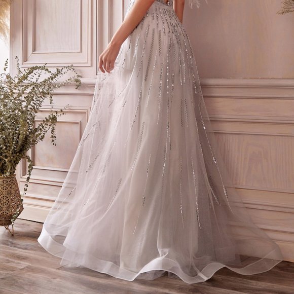 NEW LONG SLEEVELESS A-LINE TULLE GOWN EMBROIDERED WITH FEATHERS & BEADS AL A1023 - Picture 9 of 9